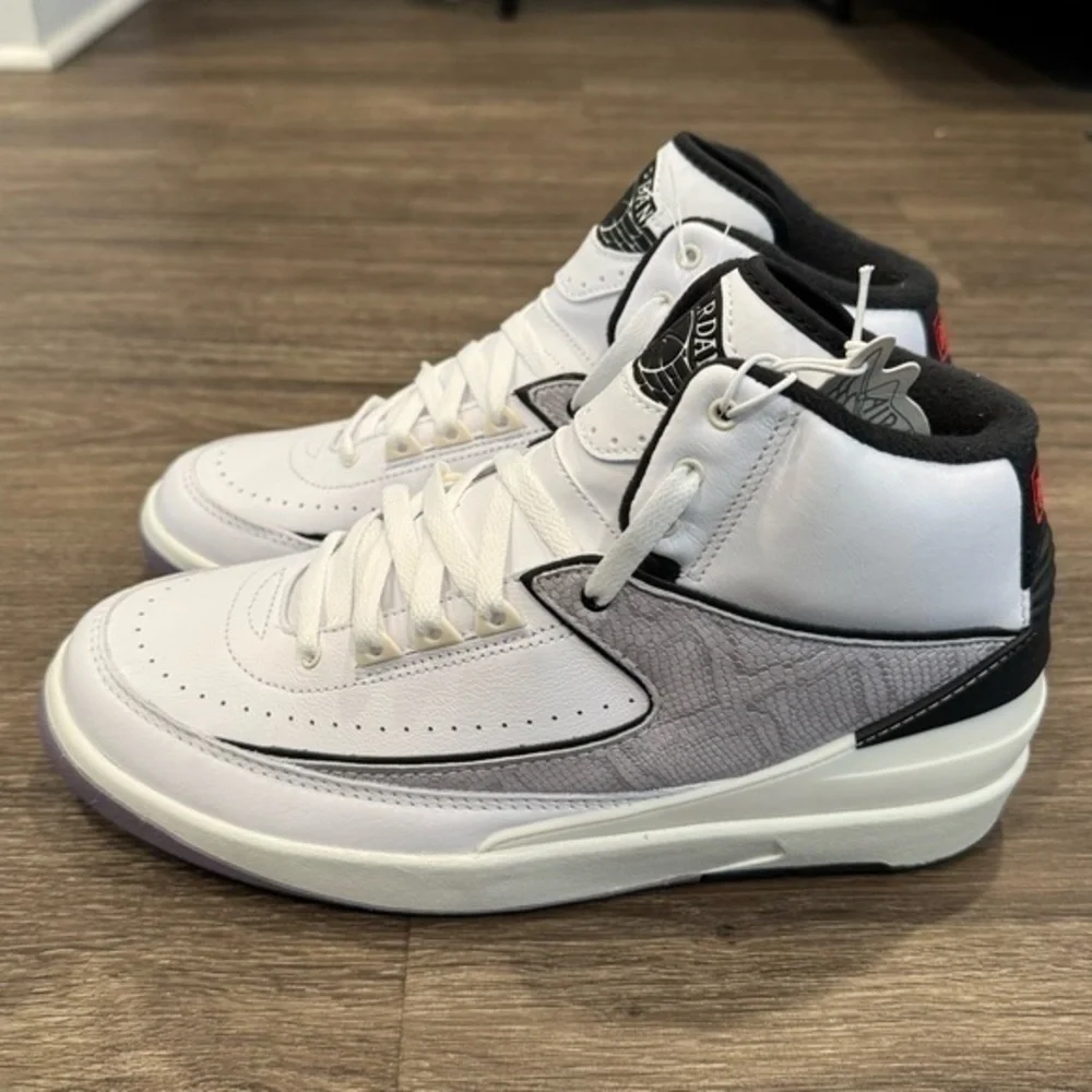 Air Jordan 2 Retro 